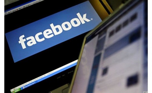 facebook fan 500x307 Abre la puerta de tu Facebook a 700 millones de personas