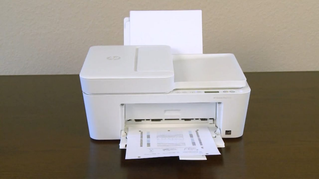 Cómo instalar cartuchos de tinta en las HP DeskJet 2700 y Plus 4100