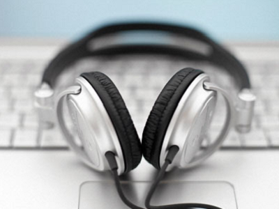 music-headphones-on-a-laptop-o
