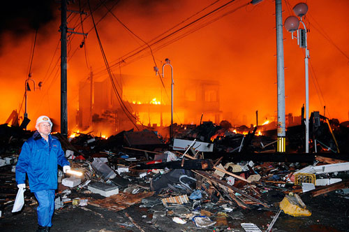 tsunami-japon tsunami-japon