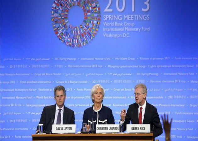 El FMI prevé más paro y menos crecimiento que el Gobierno 