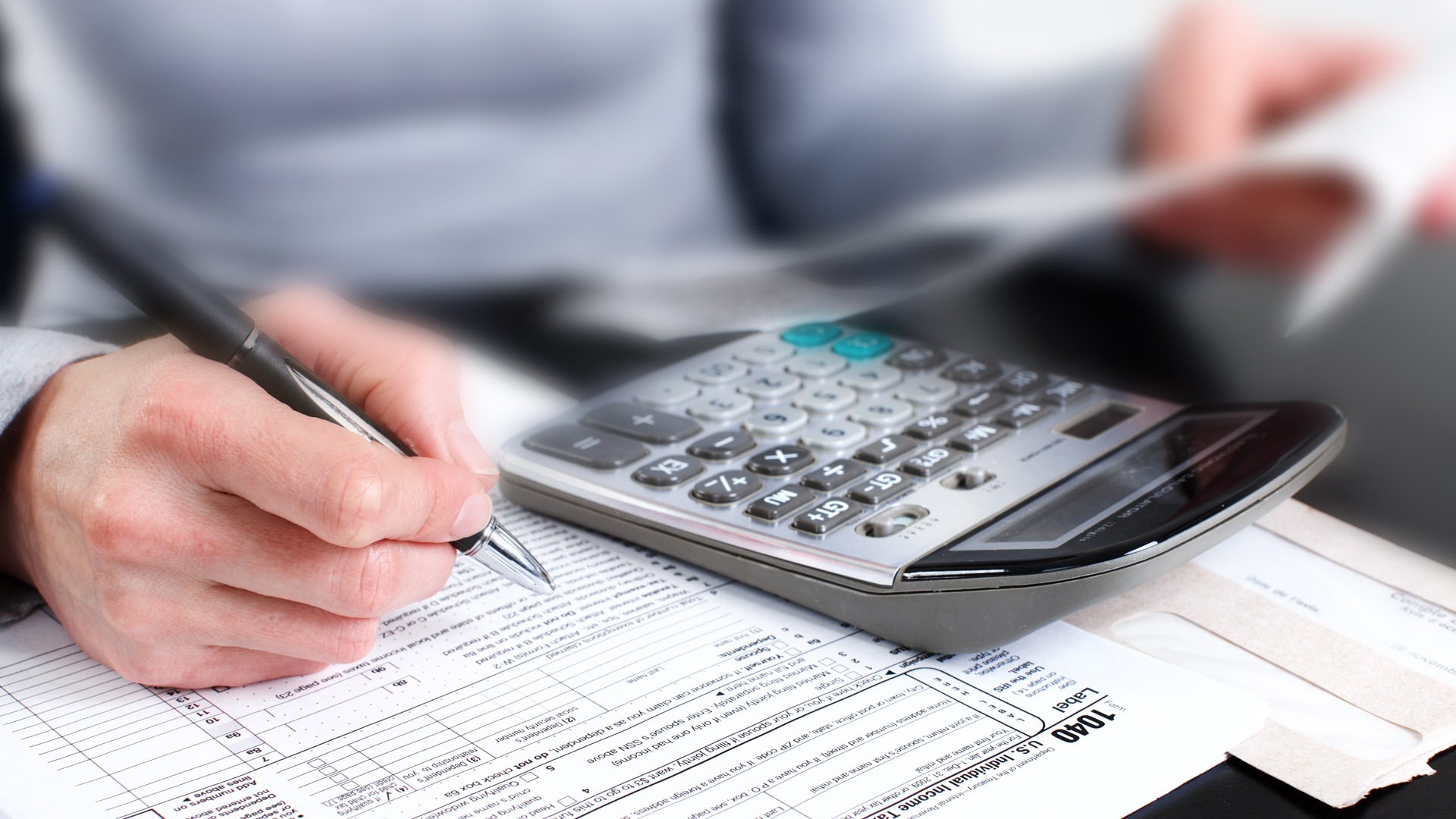 10.700 autónomos menos en enero