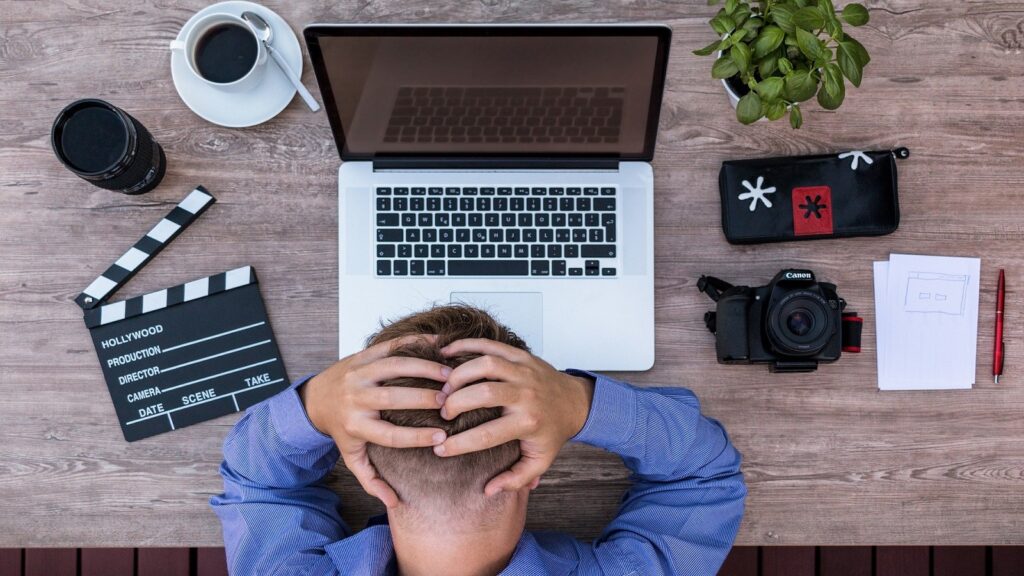 La pandemia reduce un 30% la productividad, debido al agotamiento físico o mental - Vimarsana News