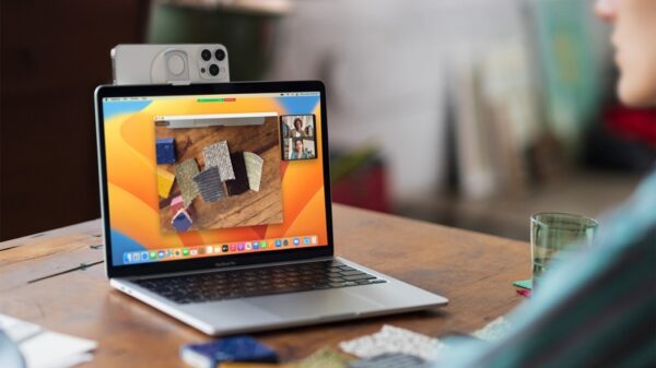 Apple Continuity Camera