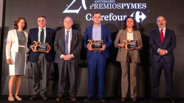 Foto prensa 20 Aniversario Jornada PYMES Carrefour