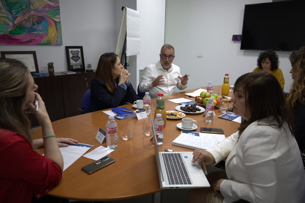 mesa redonda facturación