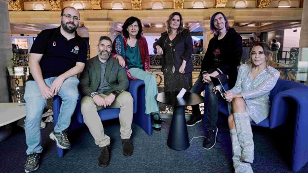 Aaron Sújar, José Ignacio Hernández, María Jesús Villamediana, Olga Blanco, David Carrasco y Pilar Sánchez -Bleda