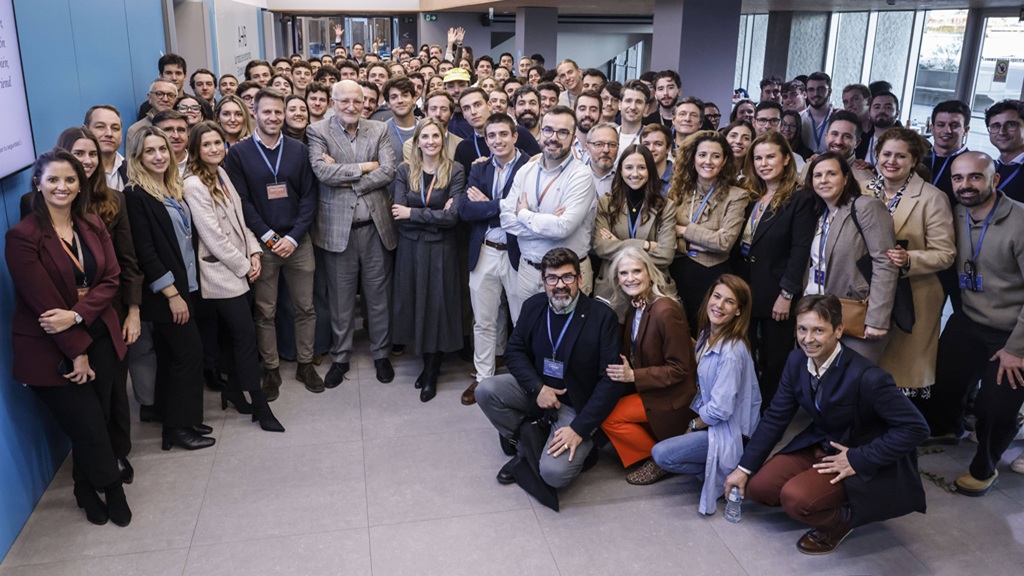 Juan Roig con emprendedores - Lanzadera
