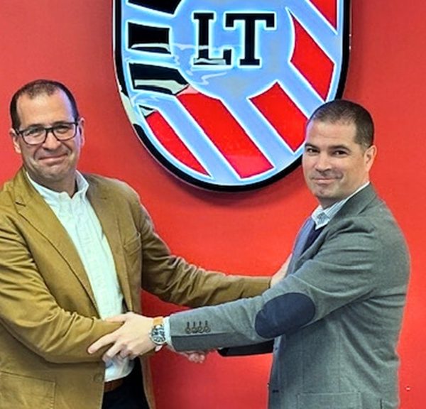 Ramón Brugueras, Sales Director, y Marc Guerrero, Responsable de Desarrollo Red