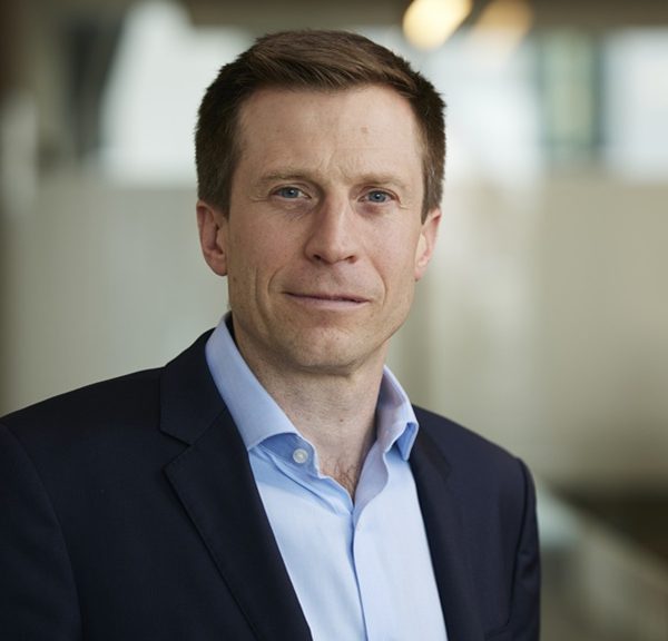 Simon Carter